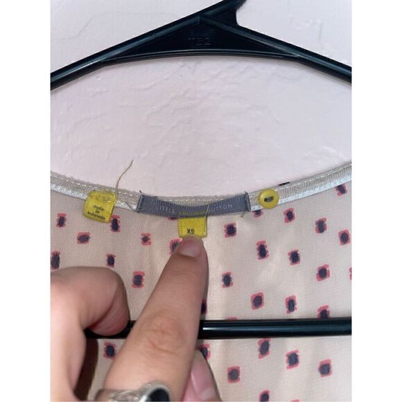 Little Yellow Button Anthropologie Blouse - Picture 2 of 3